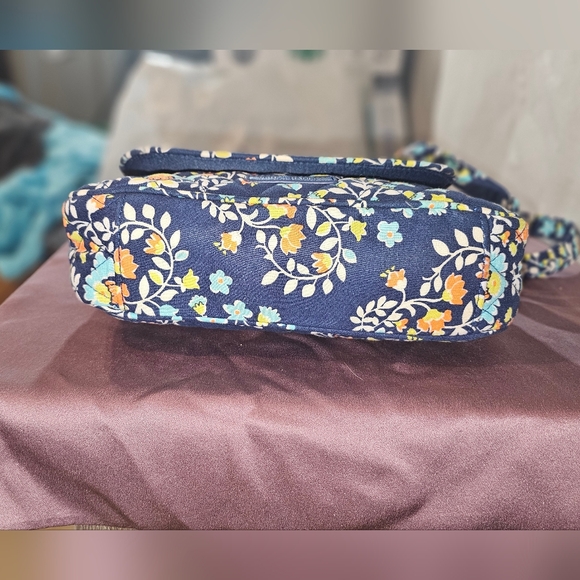 Vintage Vera Bradley Floral Blue Crossbody Bag ~ EUC - Picture 5 of 10